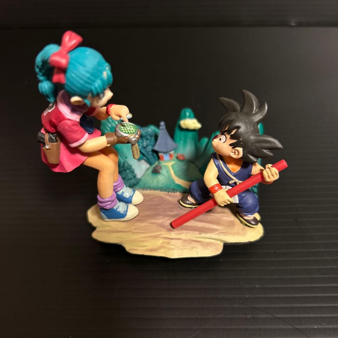 ドラカプ　孫悟空とブルマ　ドラゴンボールカプセルフィギュア ドラゴンボール カプセル フィギュア ブルマ 悟空 ドラカプ - メルカリ