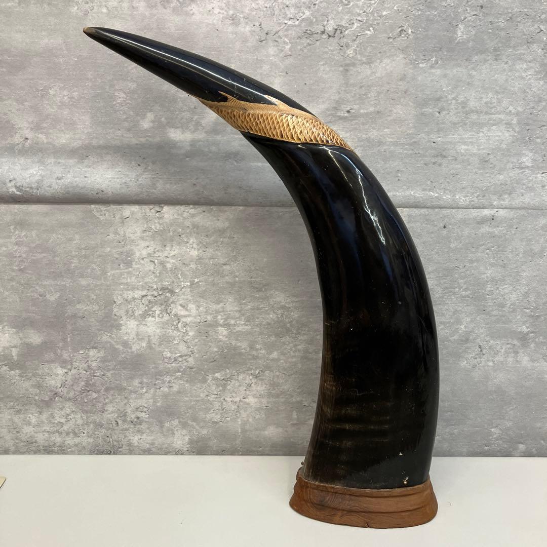 水牛の角 龍虎彫刻 鱗 縁起物 骨董品 工芸品 置物 インテリア オブジェ