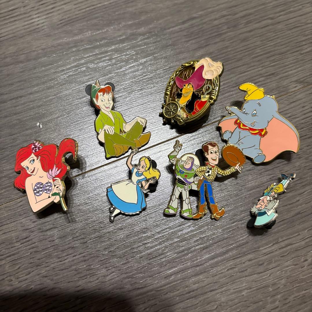 ディズニー ピンバッチ7個セット - メルカリ
