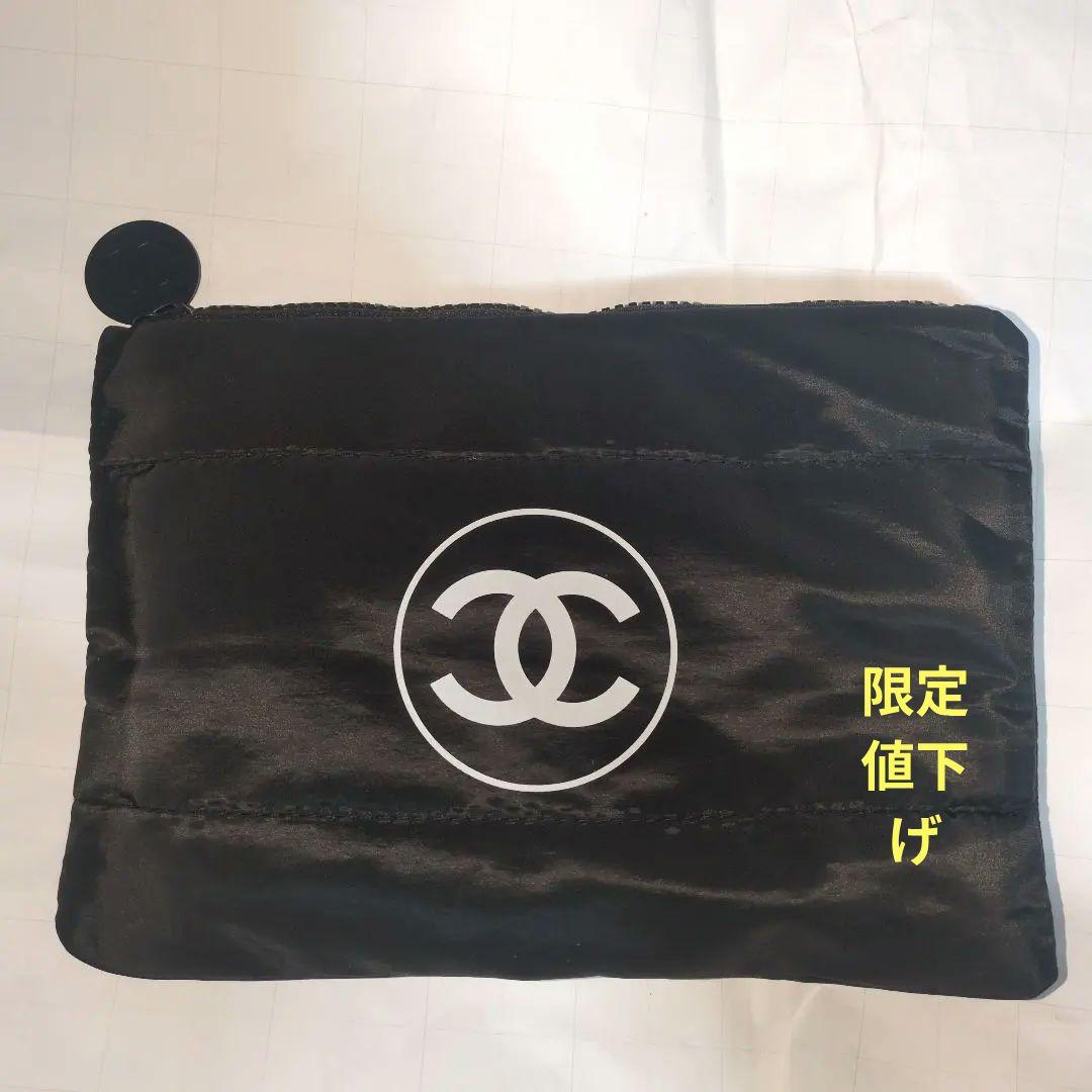 シャネル CHANELノベルティ ポーチ ビッグサイズクラッチバッグと巾着