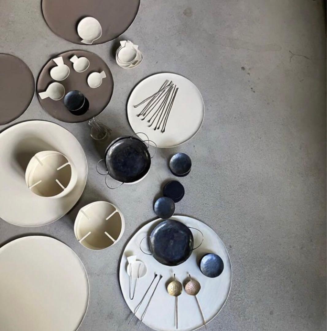 soso 木全さん　アルミトレイ ノスタルジックな木の持ち手のアルミトレー(S) | shesay(志成販売