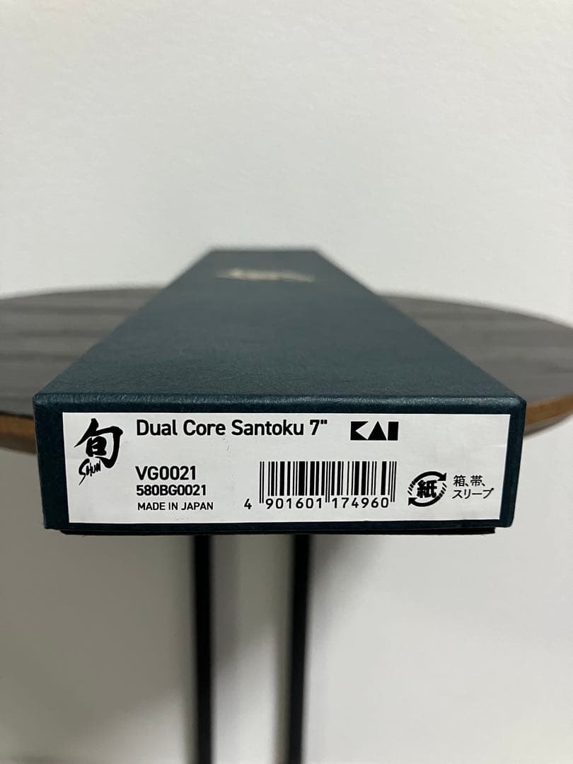 貝印 旬 DualCore 三徳包丁 175mm VG0021 新品未使用 - メルカリ