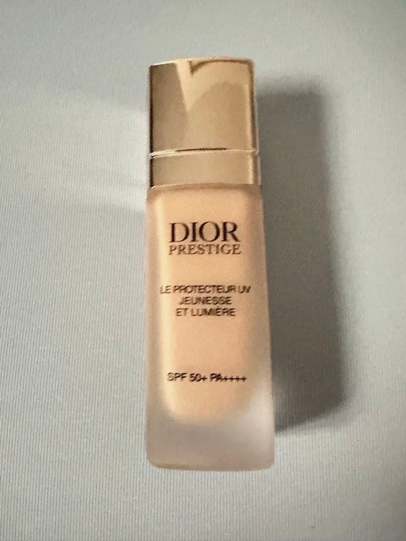 Dior Prestige UVプロテクション BBクリーム 30ml 00 Dior PRESTIGE LIGHT-IN-WHITE LE PROTECTEUR UV Mineral BB or