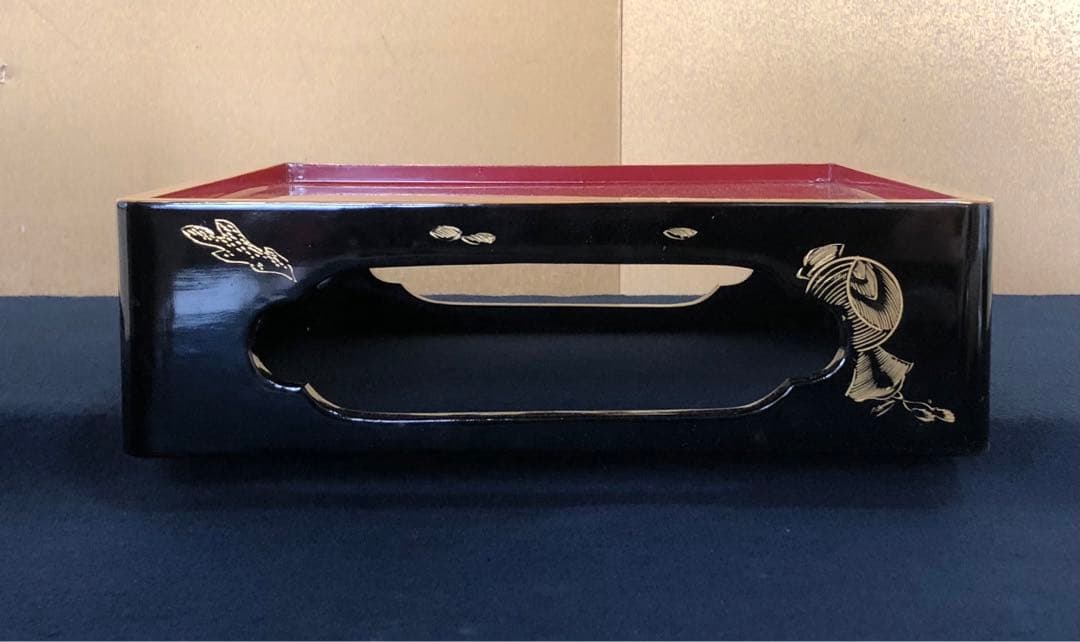 《R》黒内朱 沈金宝尽し 四段重 替蓋 重台付 木箱 251204お3