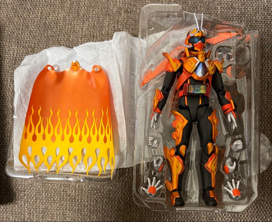 バンダイ S.H.Figuarts 仮面ライダーガッチャード セット