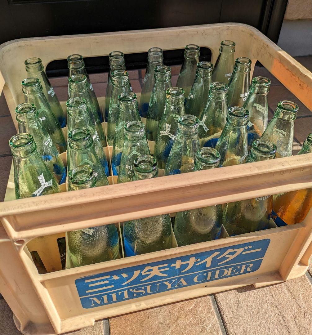 昭和レトロ】三ツ矢サイダー 空き瓶 29本 ケース付き - メルカリ
