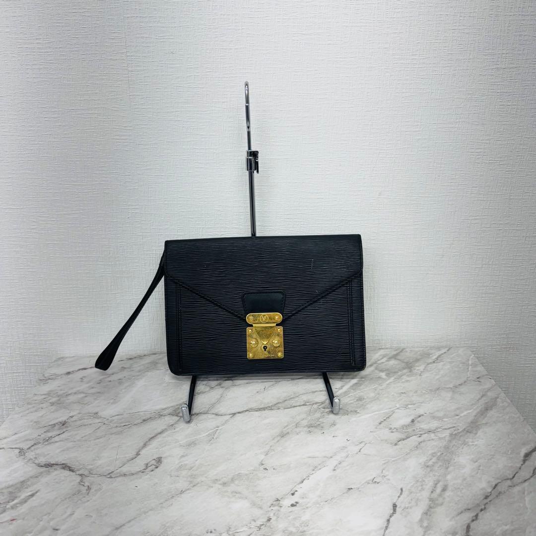 ✨ LOUIS VUITTON✨ルイヴィトン✨LV✨エピ✨ノワール✨バッグ✨ The Express PM. Louis Vuitton Fall Winter 2025 Collection