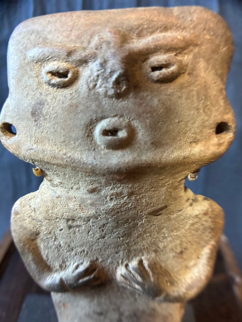 女性の土偶 発掘品 板状土偶 埴輪 縄文時代 - メルカリ