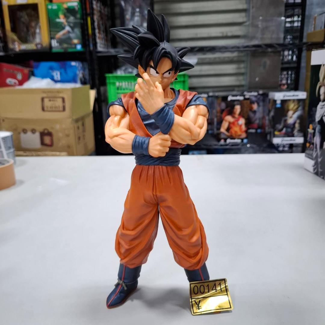 き*ん様 ⛄美品⛄STRONG CHAINS!! D賞 孫悟空 0141 悟空のビッグサイズフィギュア】一番くじ ドラゴンボール STRONG