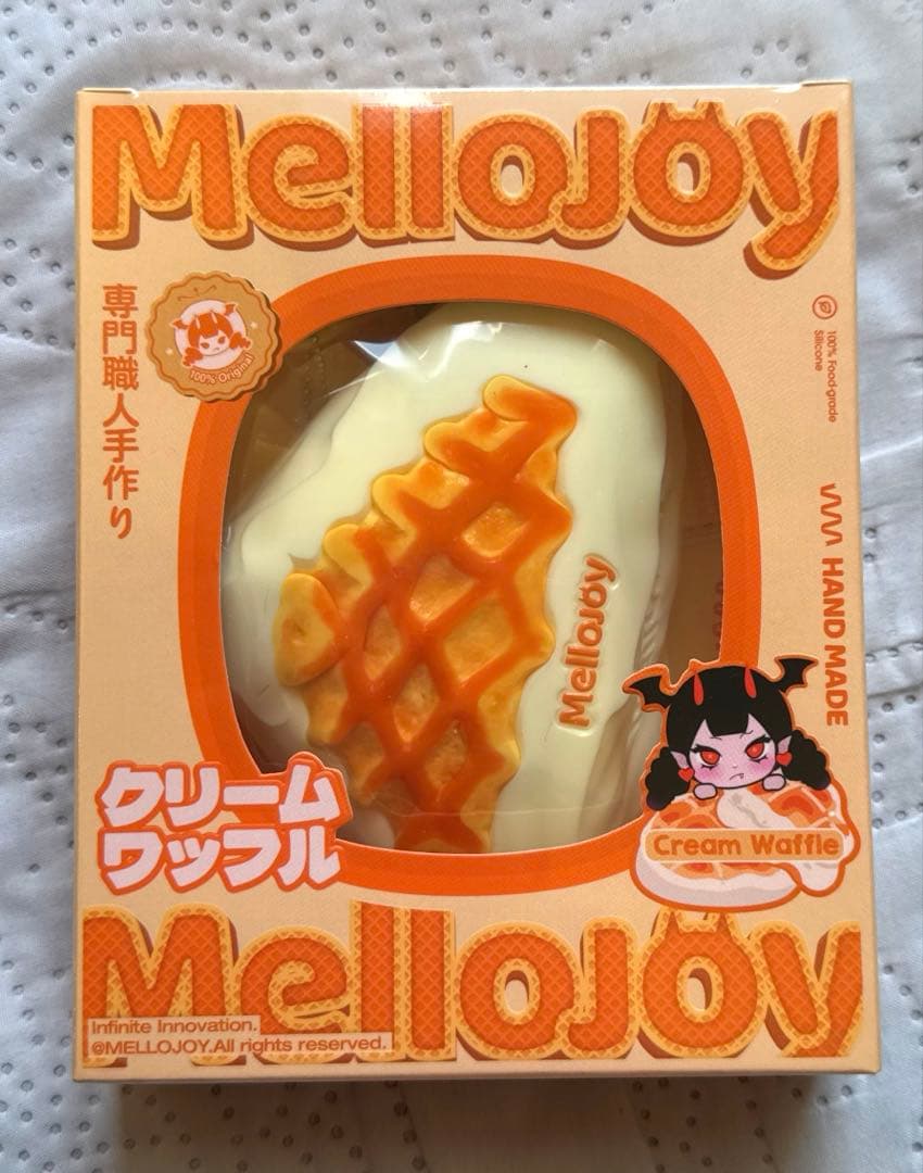 mellojoy メロジョイ スクイ クリームワッフル 三角 ぱんぱんパン