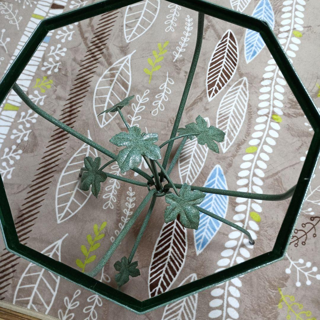 八角形ガラスアイアンテーブル 中古品 葉モチーフ - メルカリ