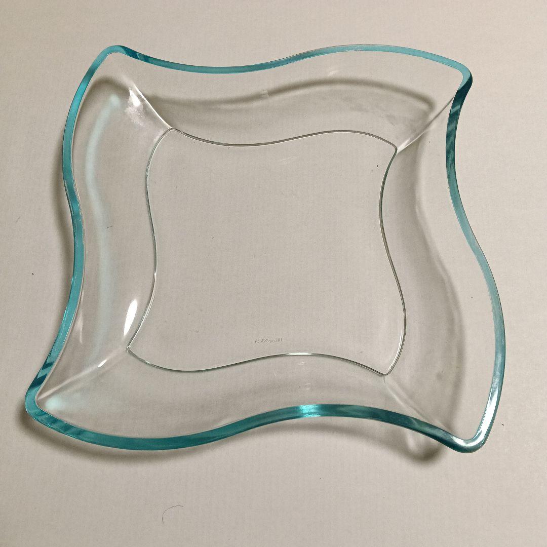 ビレロイボッホクリスタル ガラスプレート【ニューウェーブ】　4枚　大 Amazon.co.jp: ビレロイ＆ボッホ NEW WAVE ガラス プレート ニュー