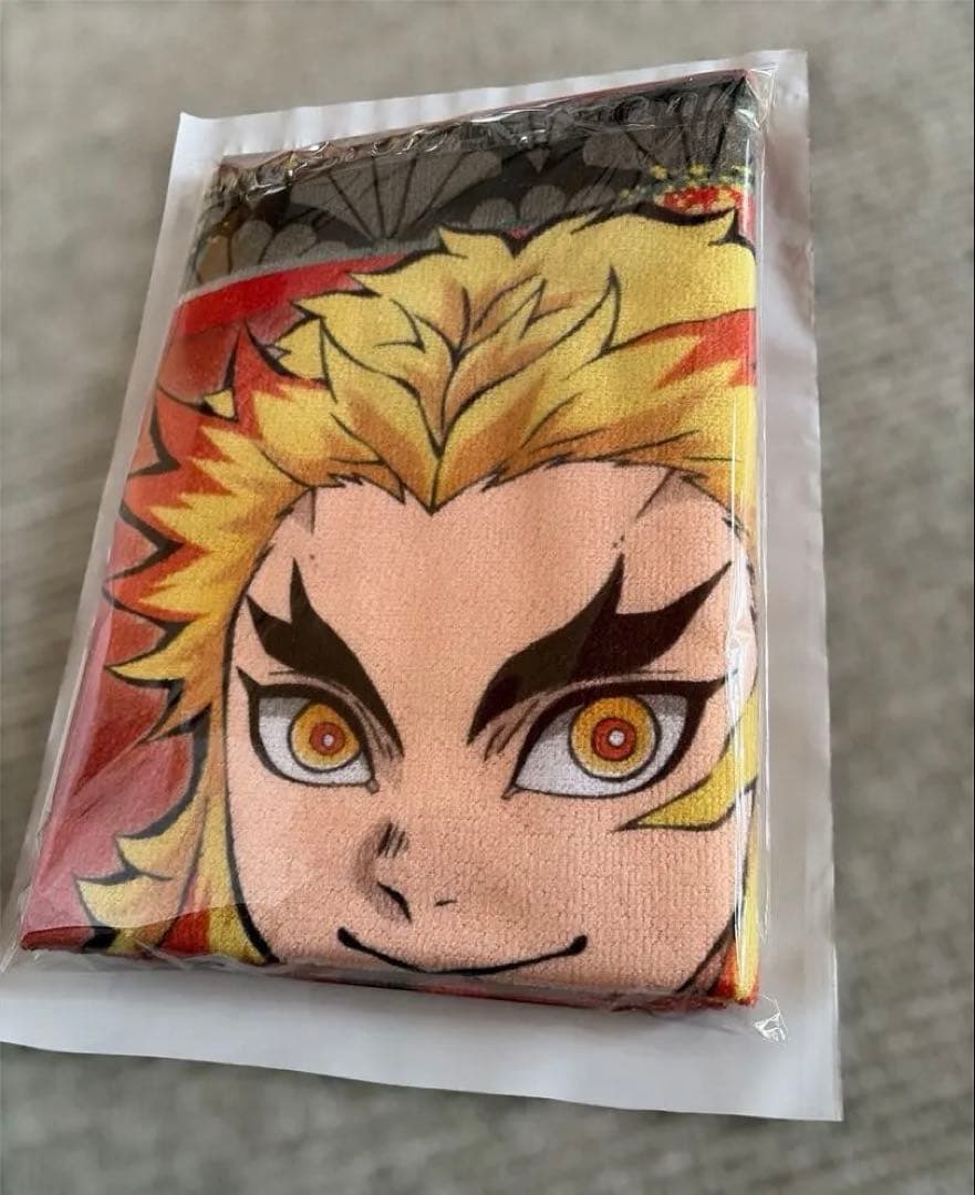 送料込み】鬼滅の刃 ☆ 煉獄杏寿郎 プレミアム バスタオル - メルカリ