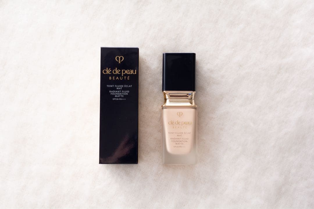 クレ・ド・ポー ボーテ　タンフリュイドエクラ　マット PO00 タンフリュイドエクラ マット - リキッドファンデーション - メイク