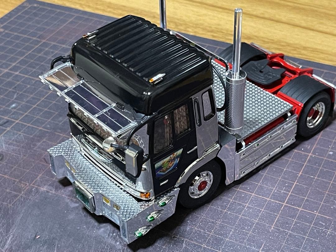 デコトラ‼️1/32 アオシマ製☆プロフィア・トレーラーヘッド☆完成品