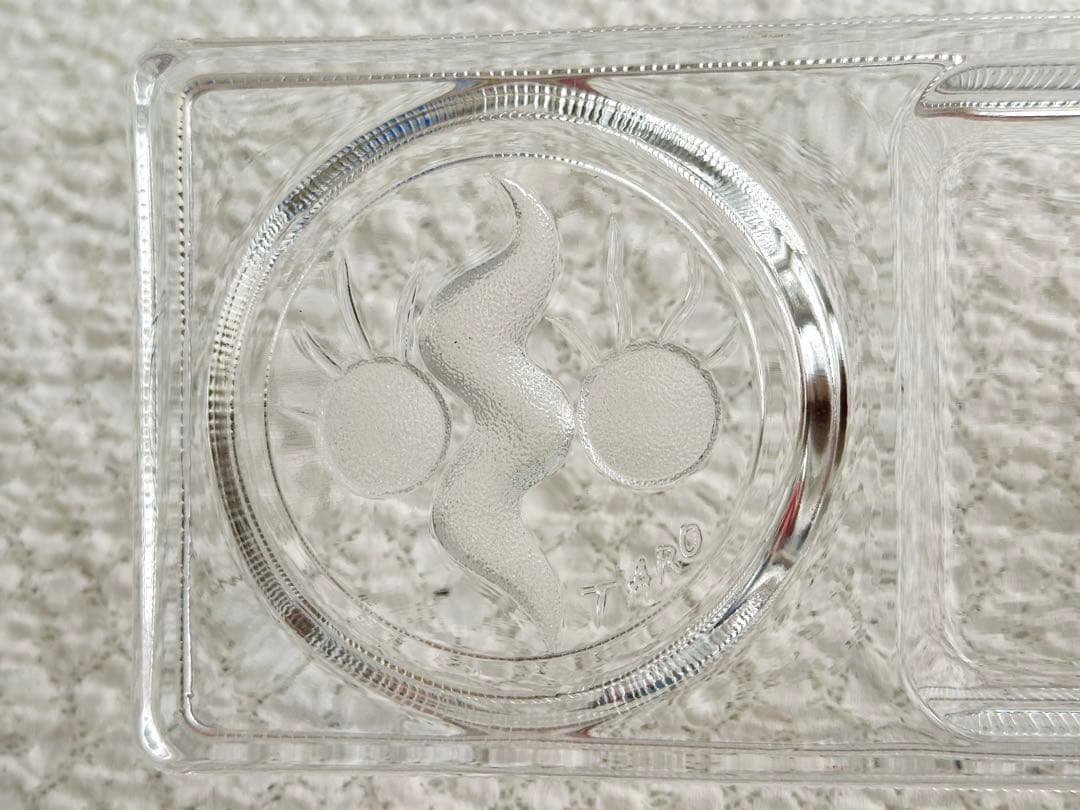 大阪万博 太陽の塔 顔モチーフ 岡本太郎/灰皿 ガラストレー