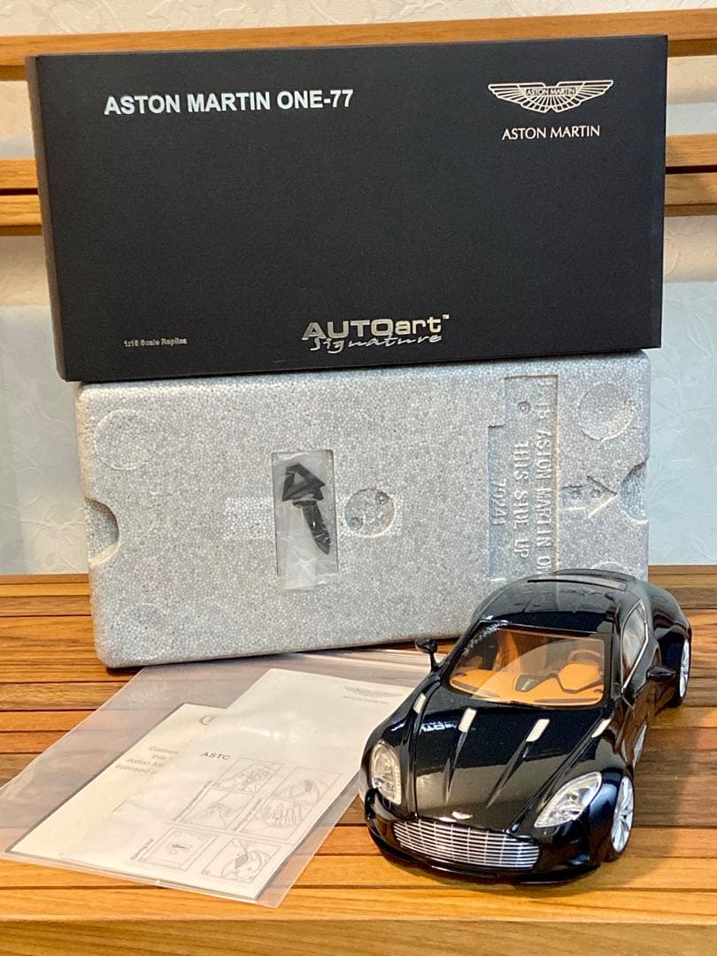 AUTOart 1/18 アストンマーチンONE-77 （ブラック）【中古品】 - メルカリ