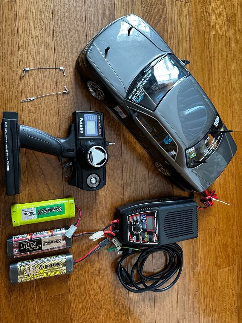 ヨコモ ドリフトパッケージ 新品パーツ多数 ヨコモ ドリフトパッケージ RTR PANDEMNISSAN フェアレディZ (RZ34