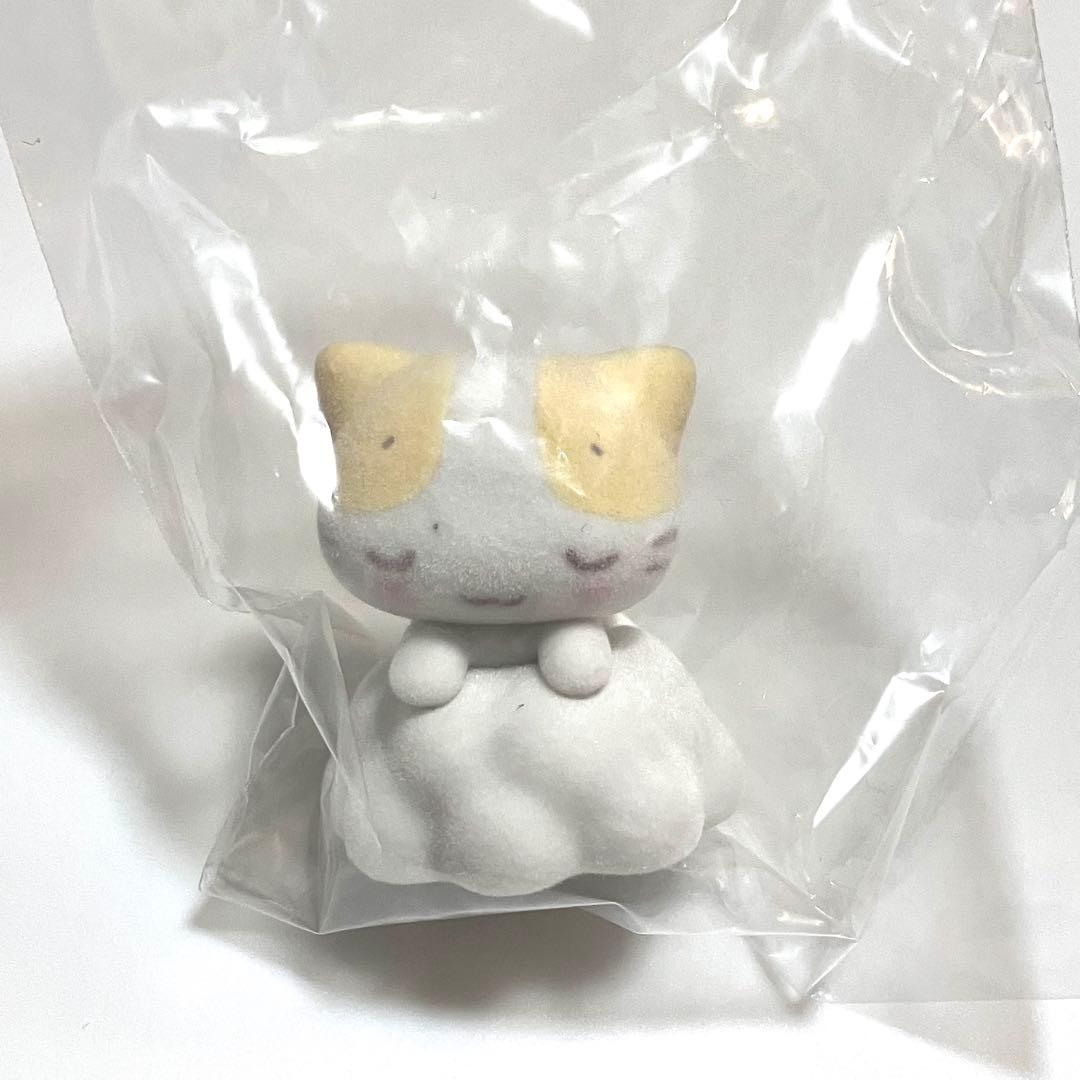 サンリオ しろふわ雲でおひるね マスコット マシュマロみたいな