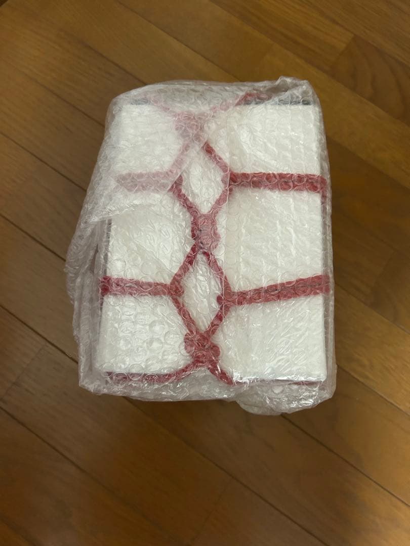 【レア・新品未使用】Hajime Kinoko ディフューザーボトル　レッド