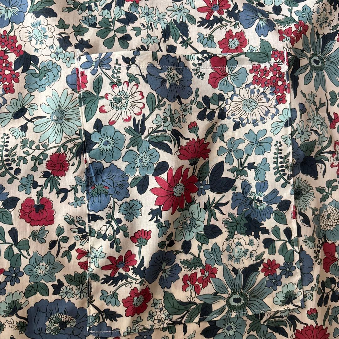 かち様 エプロン　 リバティタナローン Daisy MorisiaＤＵ