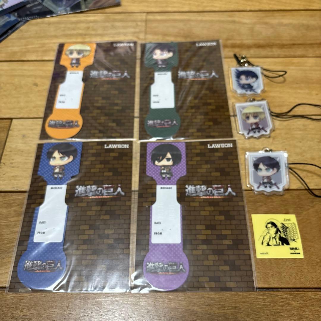 進撃の巨人 非売品など色々セット(クリアファイル6枚・缶ケース5点メモ