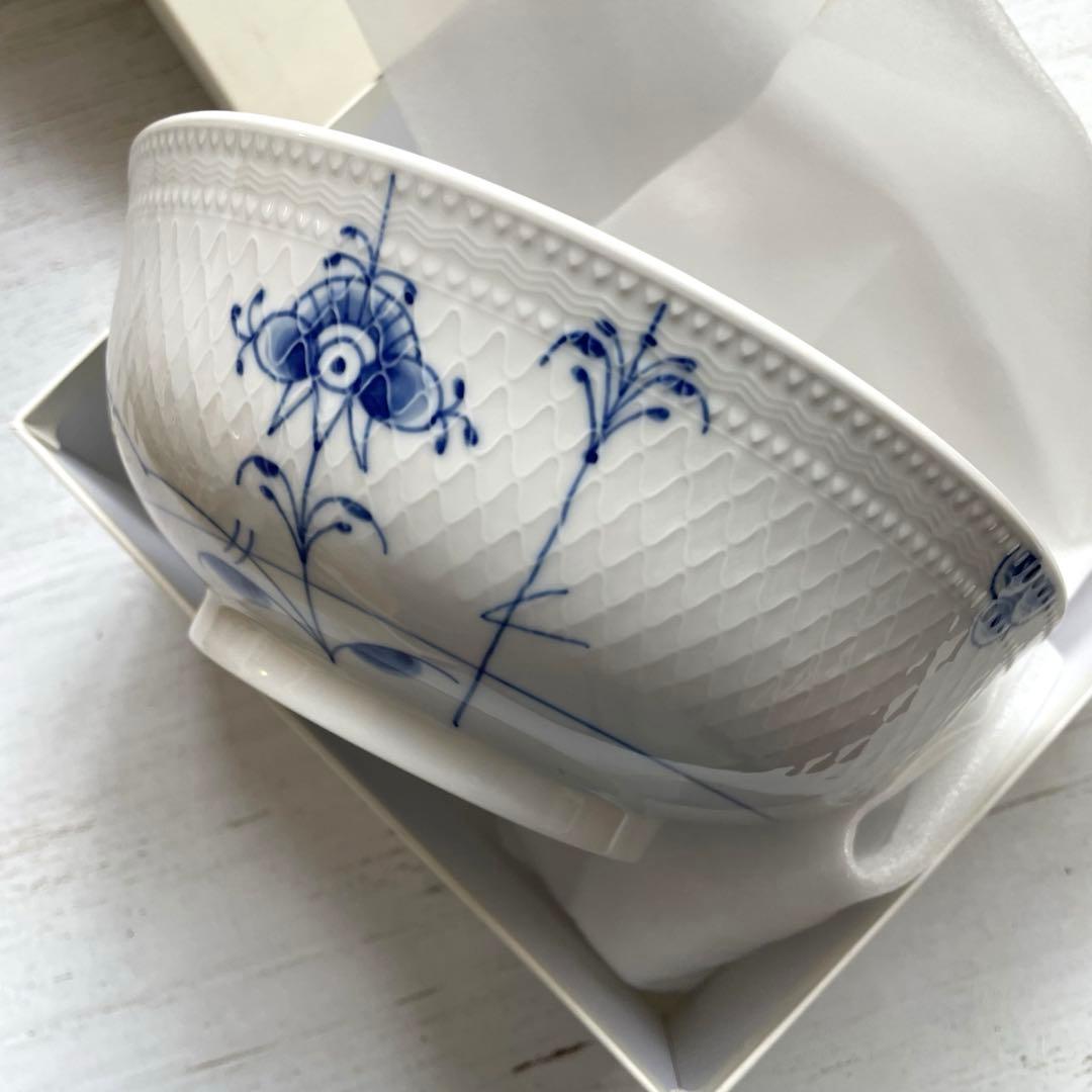 新品 ブランド箱入り ロイヤルコペンハーゲン ブルーパルメッテボウルL