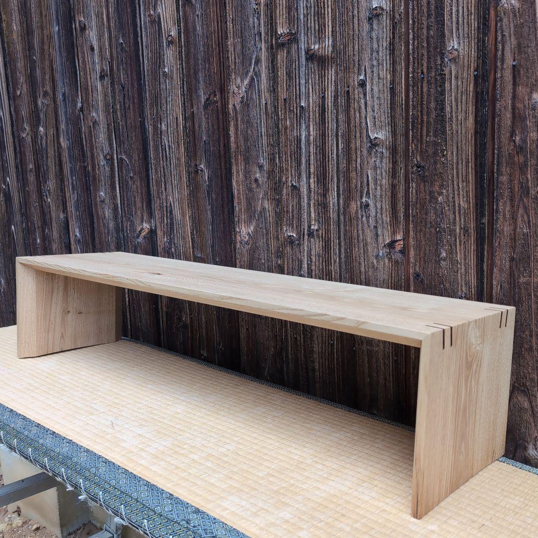 栗板のシンプルな置台 コの字 コレクションラック 花台 無垢板の家具