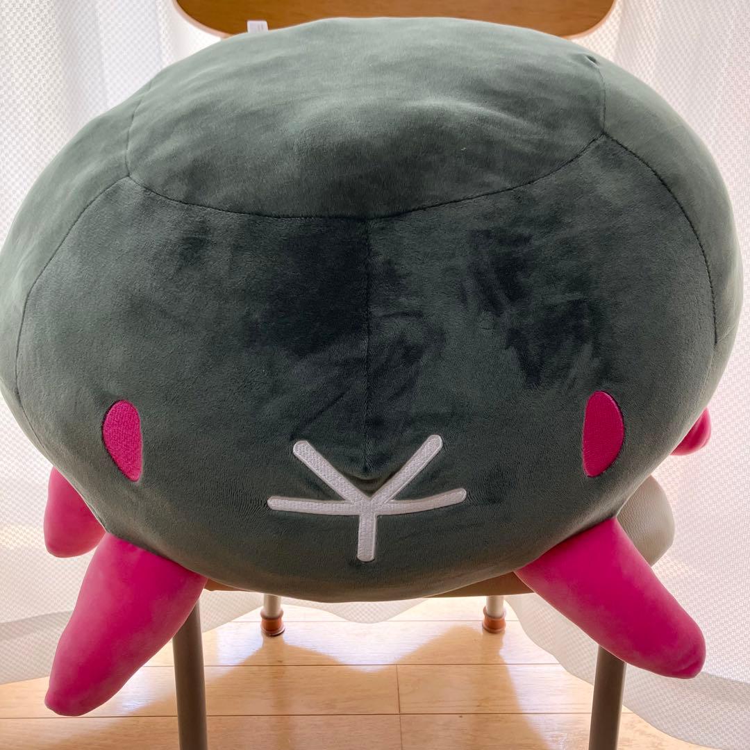 巨大ぬいぐるみクッションPokémon World Marketナマコブシ - メルカリ