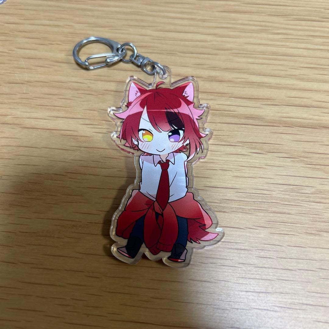 すとめも8 莉犬くん アクキー - メルカリ