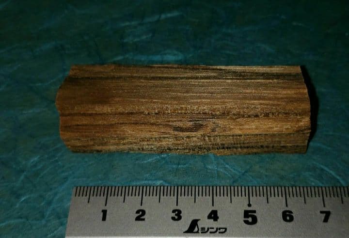 89 沈香、伽羅、六国五味、聞香、香木「天然カンボジア産黄熟香▪️22,6g」