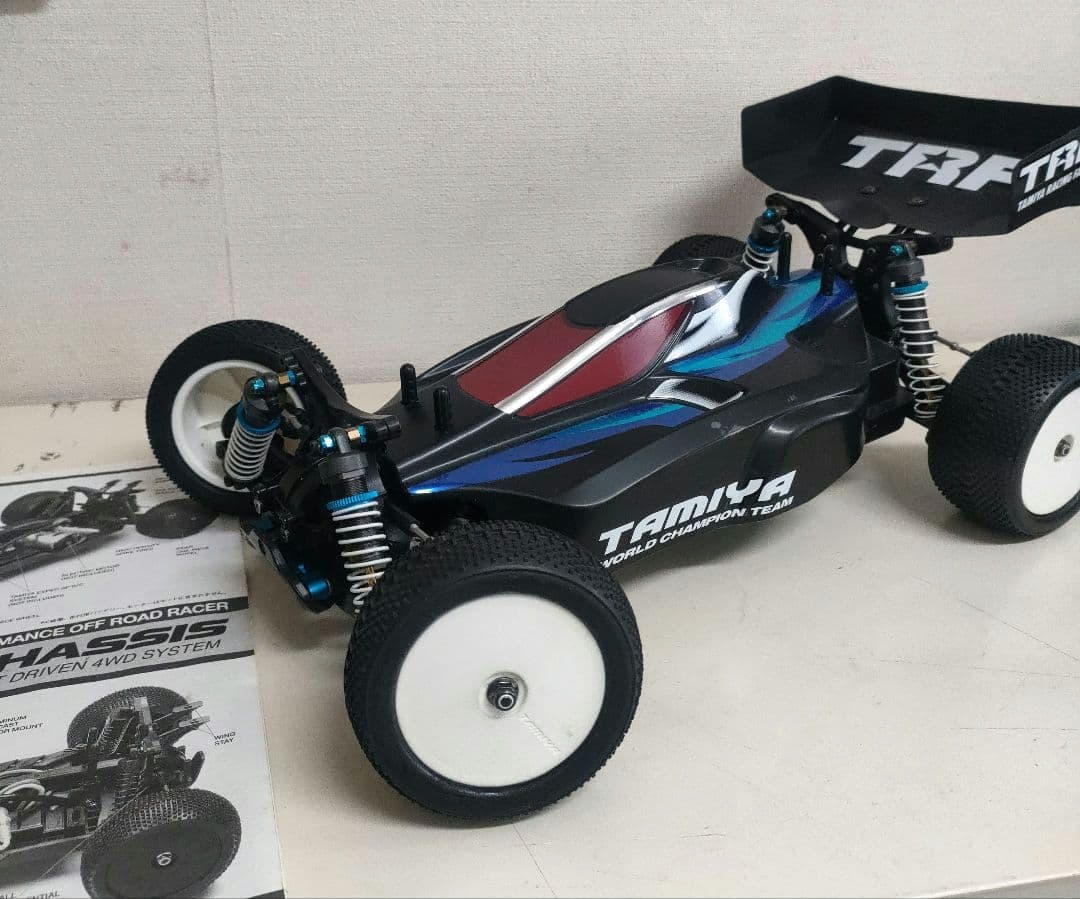 タミヤDB01シャーシ、オプション多数装備、ボディ付き タミヤDB01シャーシ、オプション多数装備、ボディ付き