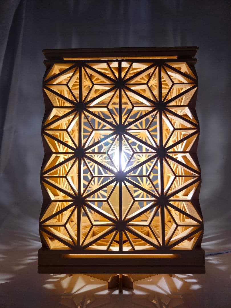 麻の葉45°組子ランプ、組子、組子細工、伝統文化、伝統工芸品、 - メルカリ