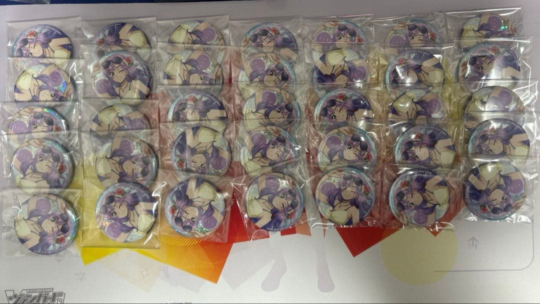 員弁ナオ　缶バッジ ヴァンガード 員弁ナオ バカンス 缶バッジ | Shop at Mercari from