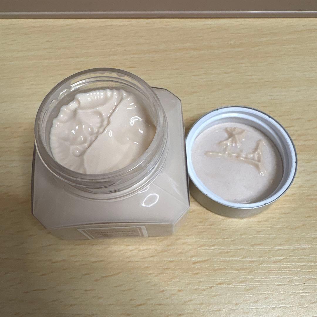 ローラメルシエ ホイップトボディクリーム アンバーバニラ 特製サイズ