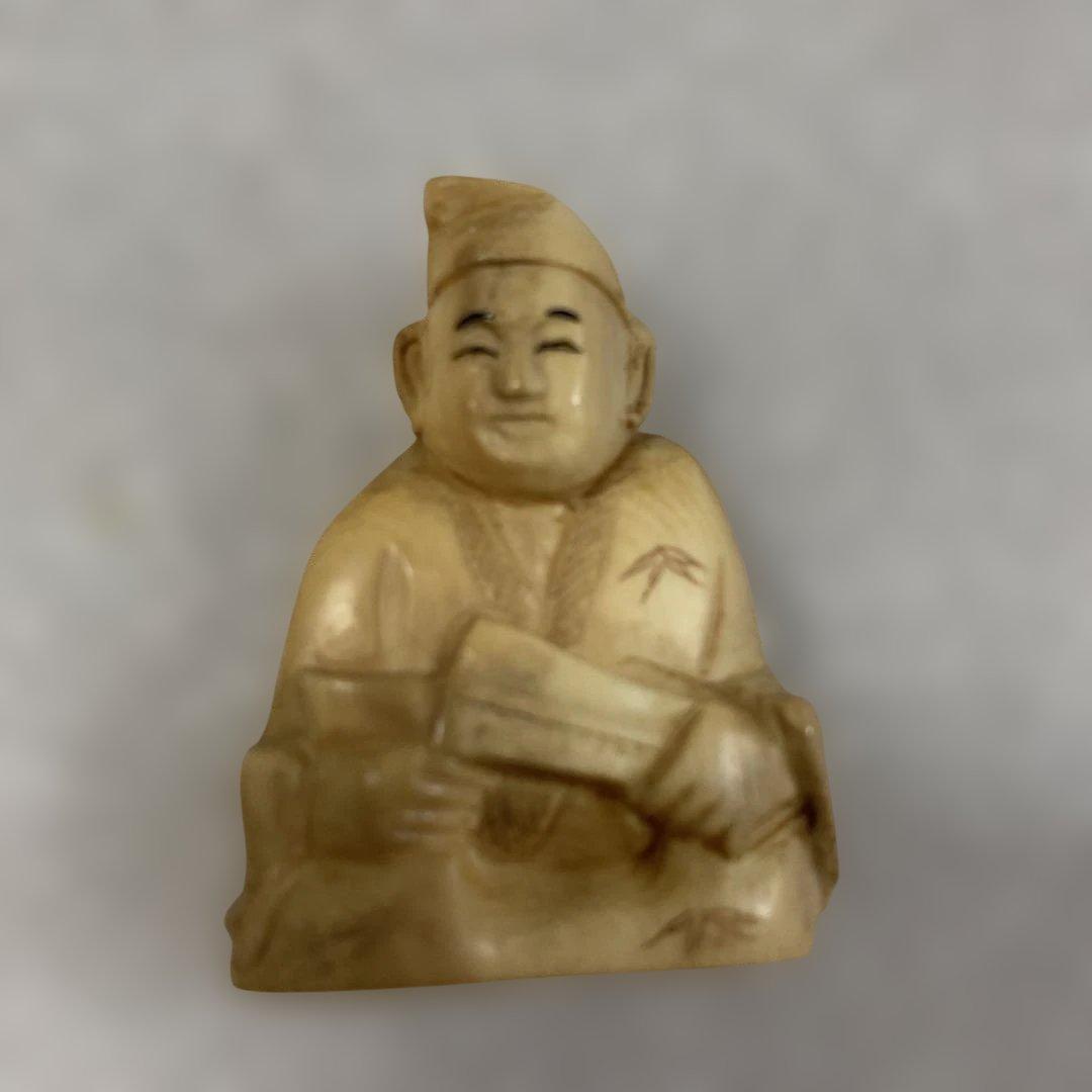 極上 天然素材 落語家 彫刻 置物 提げ物 根付 - メルカリ