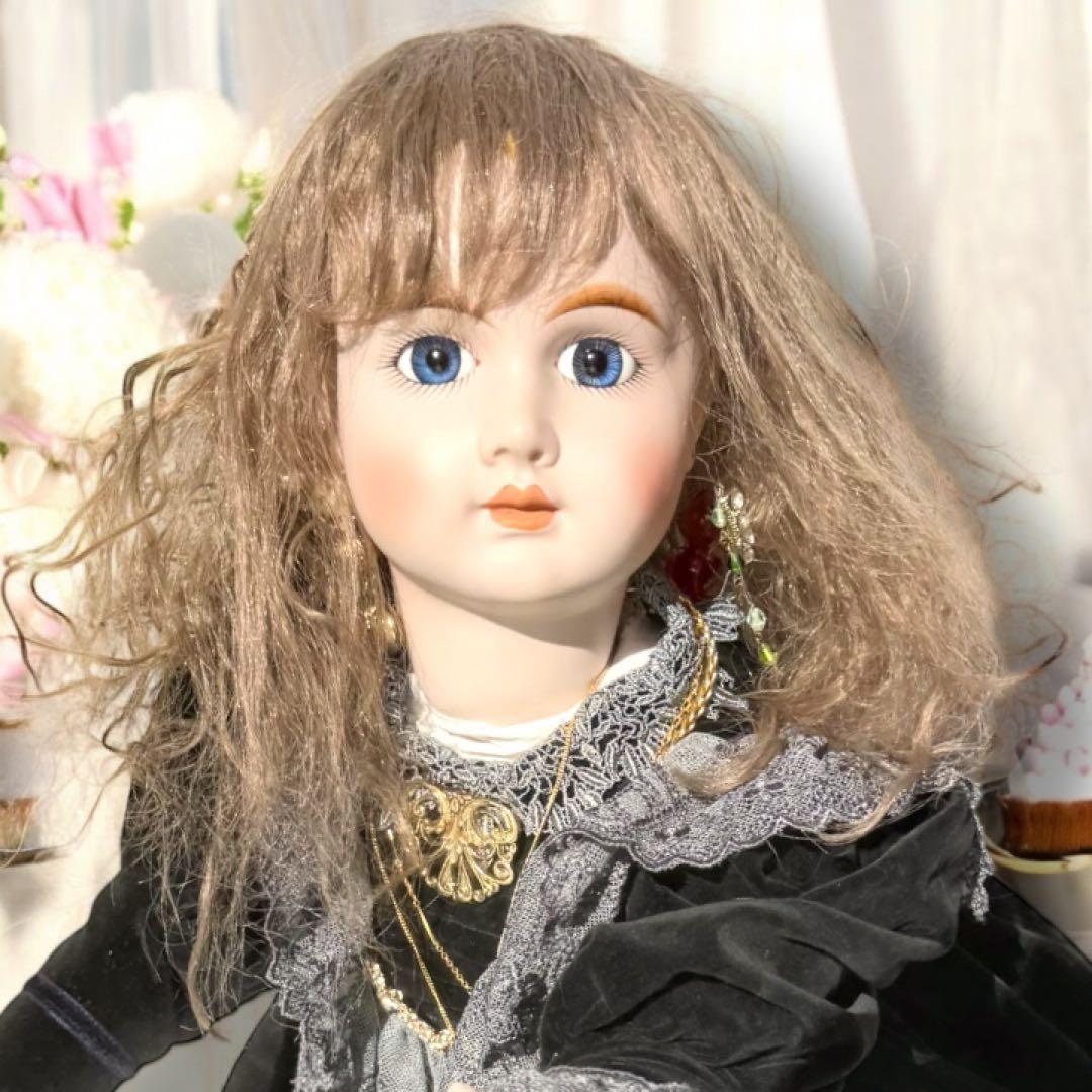 ビスクドール アーテー リプロ AT ブラックドレス 黒 シェルカメオ アクセ ジェニー ジェニーフレンド 豪華カメオブローチつきドレス 作家様作品