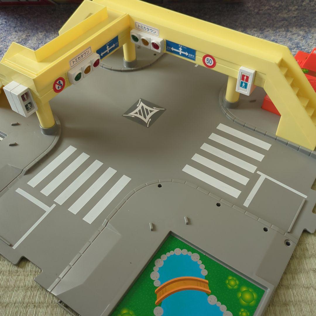 ぼくの街のサウンド交差点 トミカタウン 信号 おもちゃ キッズ - メルカリ