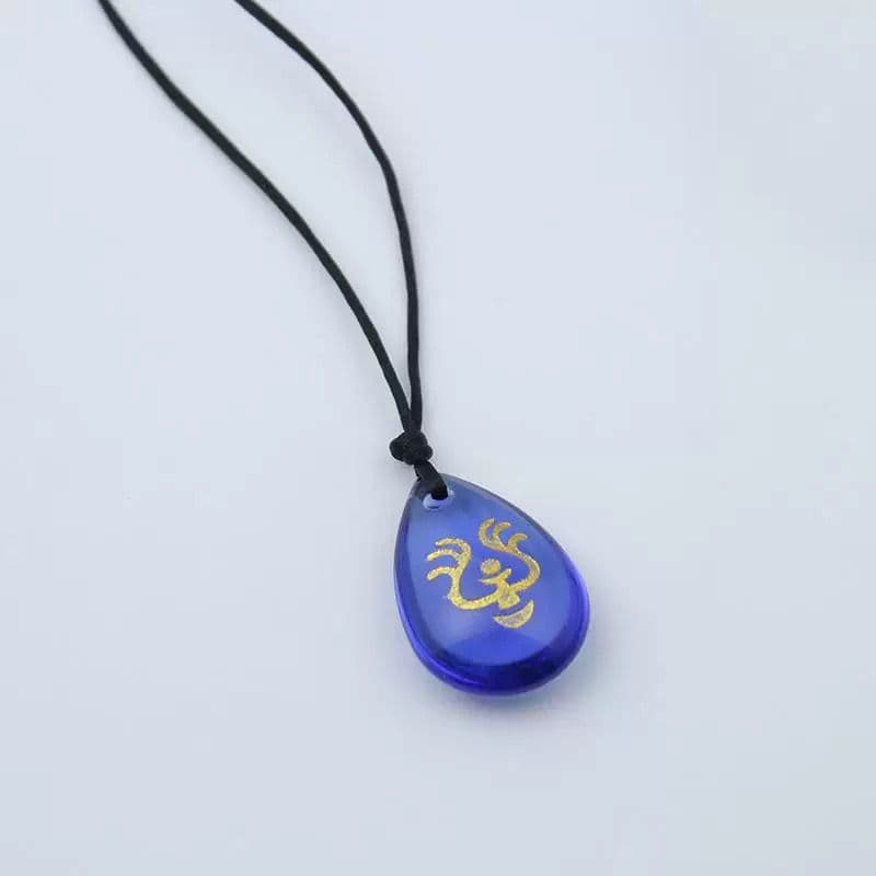 大人気！】天空の城ラピュタ 飛行石 ネックレス - メルカリ