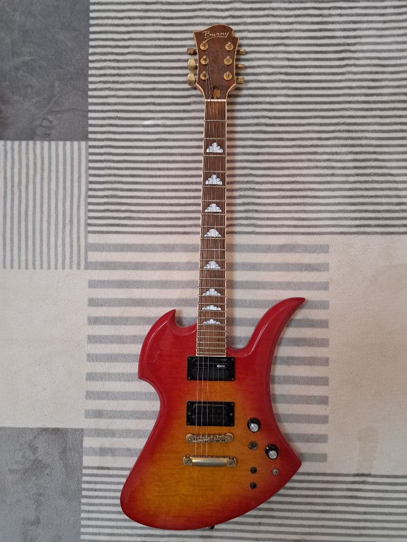 希少 hideモデルギター Burny MG-145S - メルカリ