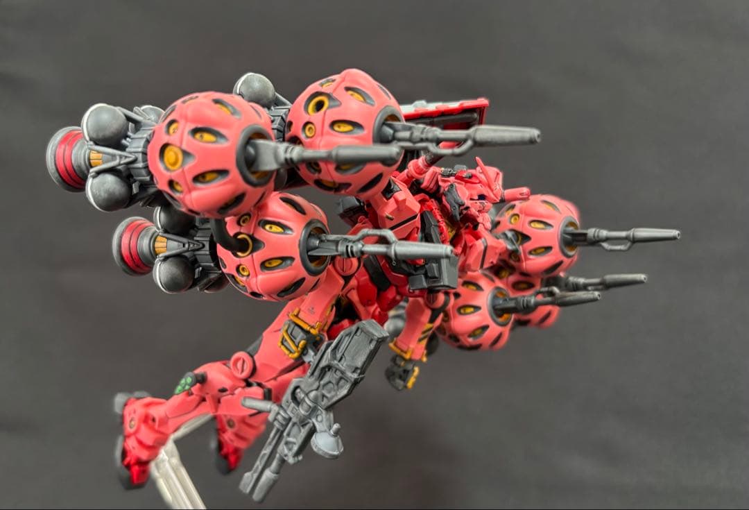 HG赤いガンダム完成品（ビット6個付き・部分塗装・つや消しトップ