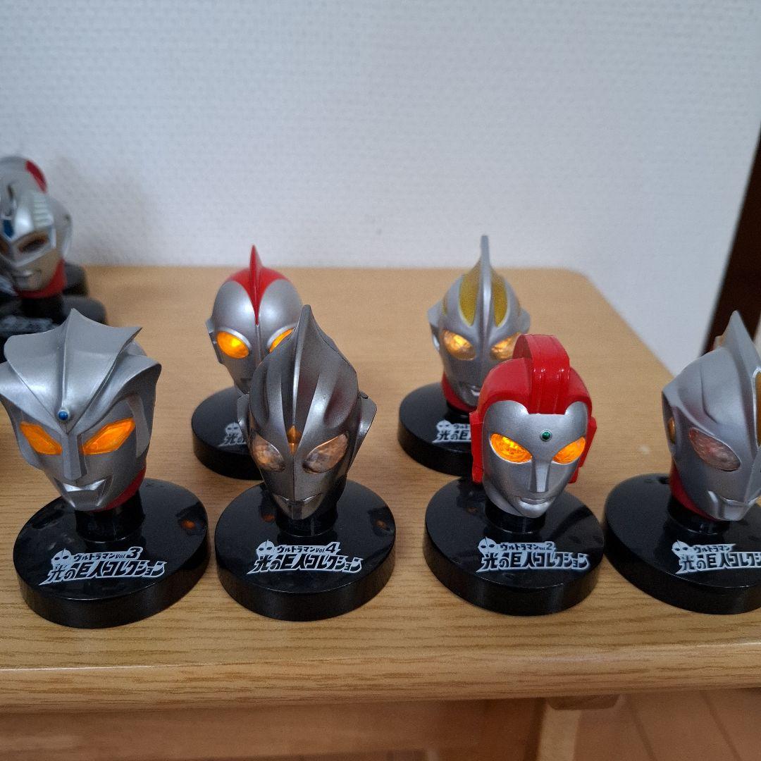ウルトラマン 光の巨人マスクコレクション45個セット ウルトラマン