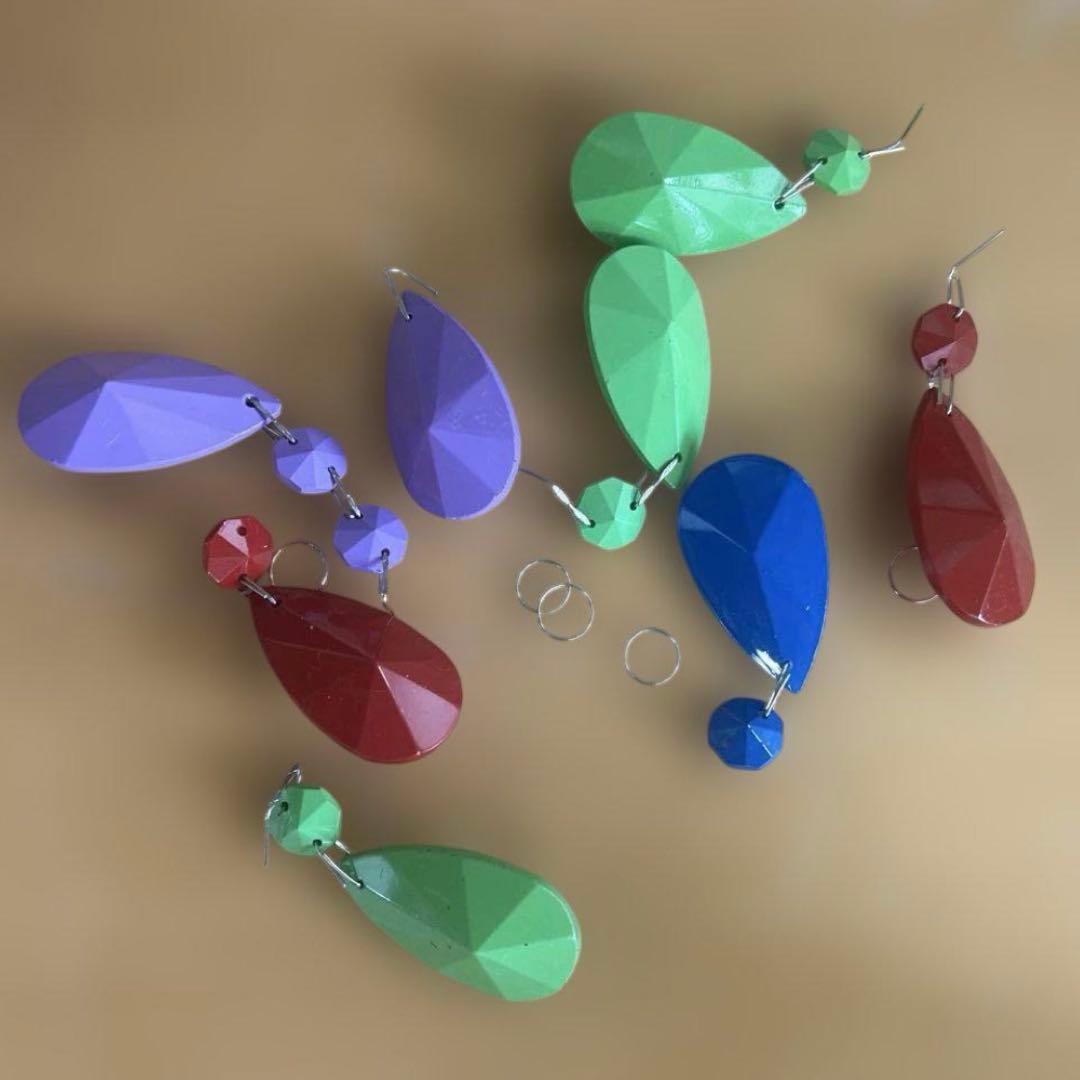 6158 【戸塚区引取り限定】ポップ調カラフルシャンデリア 9灯 - メルカリ