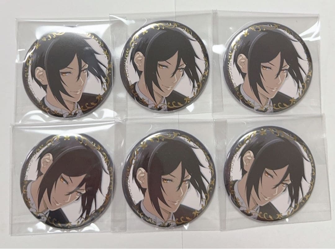 黒執事 セバスチャン 箔押し缶バッジ まとめ売り セット - メルカリ