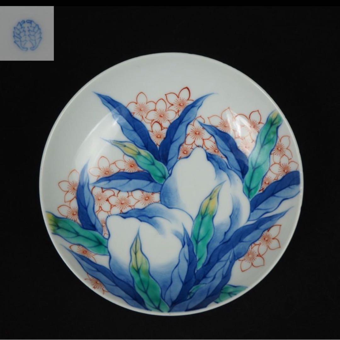 送料無料　鍋島御庭焼　江戸色鍋島 色絵桃紋皿　櫛高台 径約15cm しずおか文化財ナビ 鍋島色絵桃文大皿｜静岡県公式ホームページ