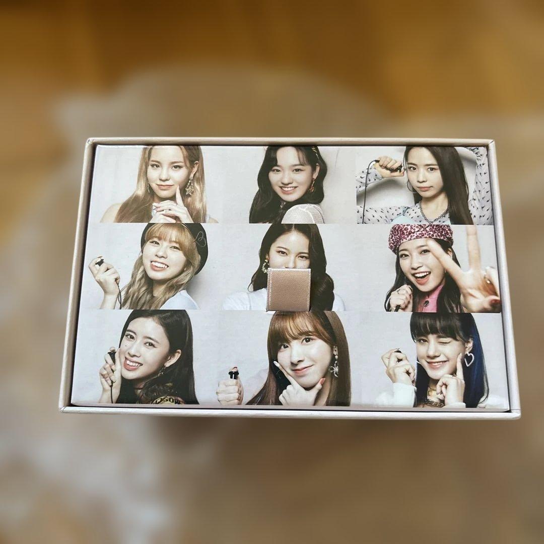 新品未開封】NiziU『Take a picture』FC限定 CD9枚セット - メルカリ