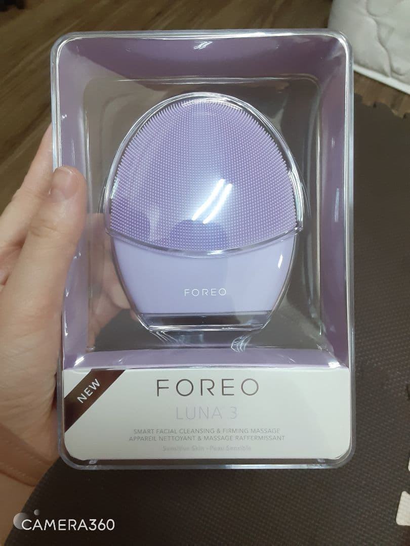 FOREO LUNA 3ー敏感肌用ー Amazon.com: FOREO LUNA 3 Facial Cleansing Brush | Combination skin