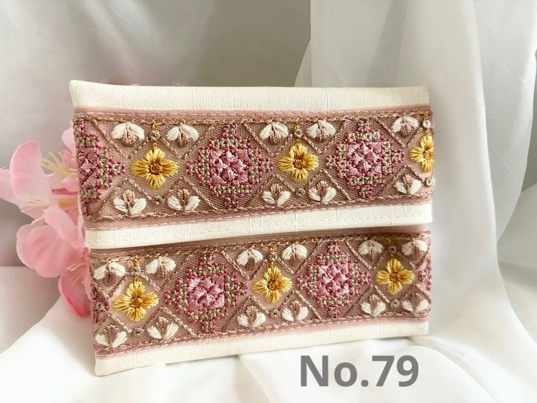 ポケットティッシュケース　インド刺繍リボン　ピンク　合皮　No.79 ギフトシリーズ ティッシュポーチ / ポケットティッシュ / ティッシュ