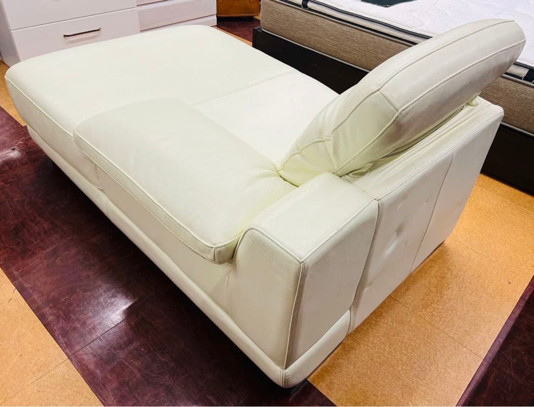 地域限定無料配送】 IDC大塚家具CHAISE LONGUE総本革 - メルカリ
