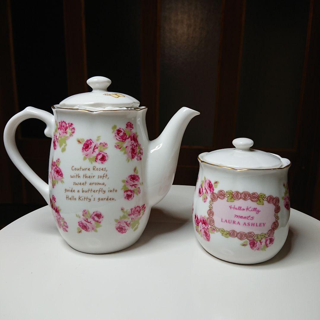 ティーセット バラ ホワイト 5点 ハローキティ × ローラアシュレイ